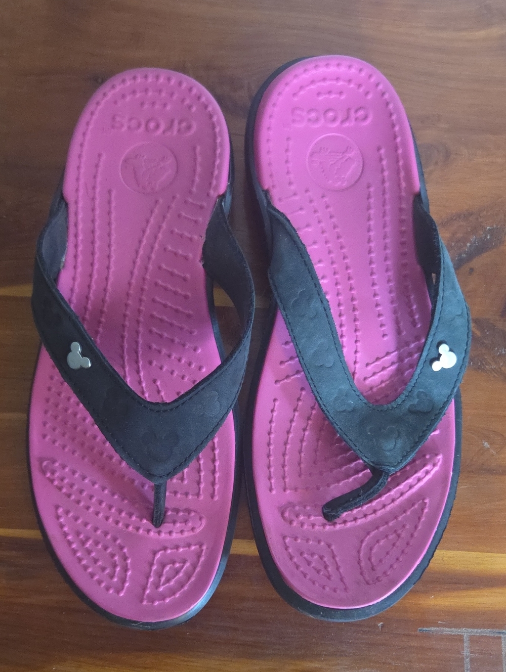 CROCS Women's Pink and Black Thong Sandals with Mickey Accent
